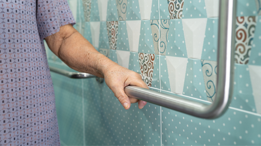 Creating a Safe and Comfortable Home Environment for Seniors: Practical Tips and Modifications